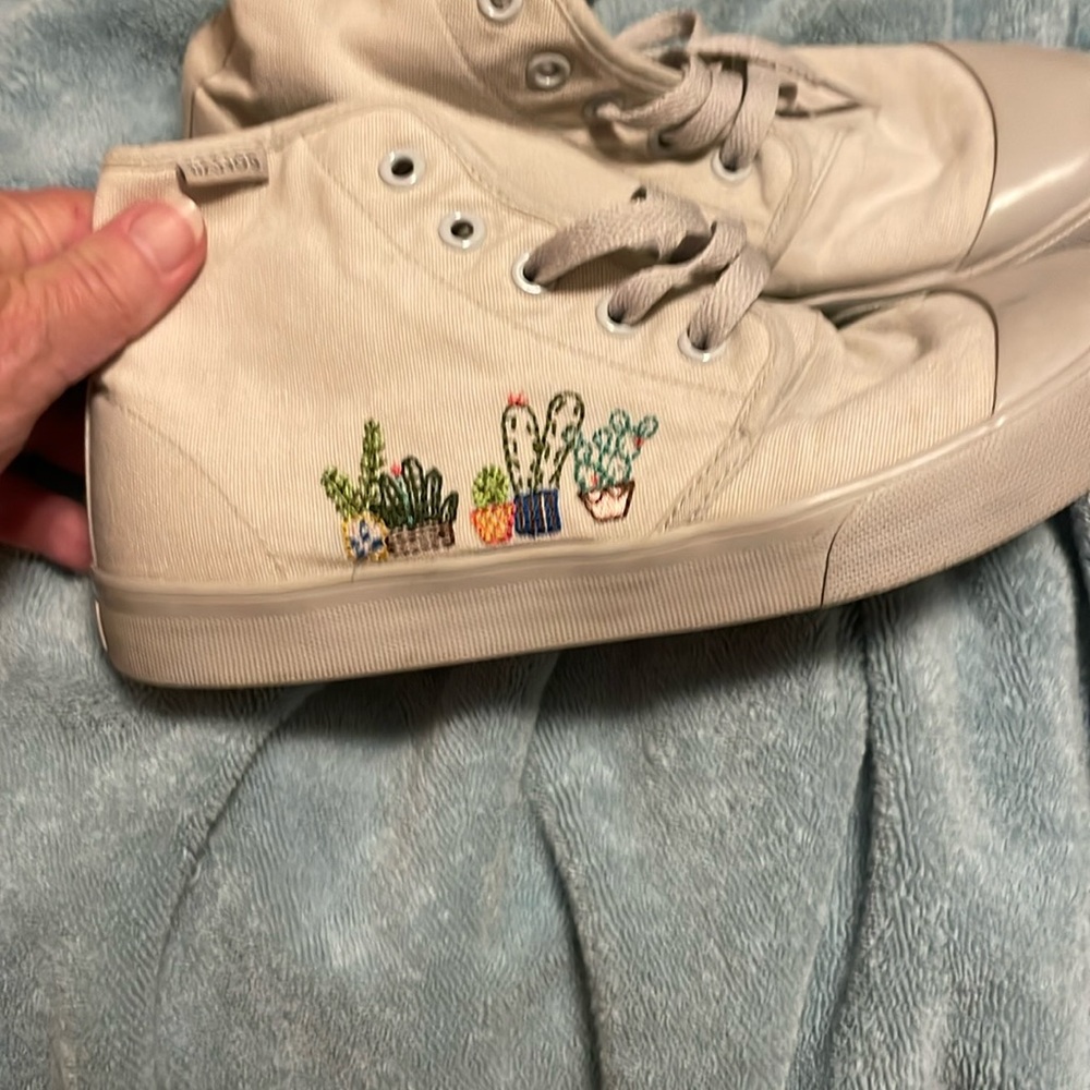 Bangs high top shoes